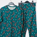 36219 Pyjama vert motif sucre d'orge